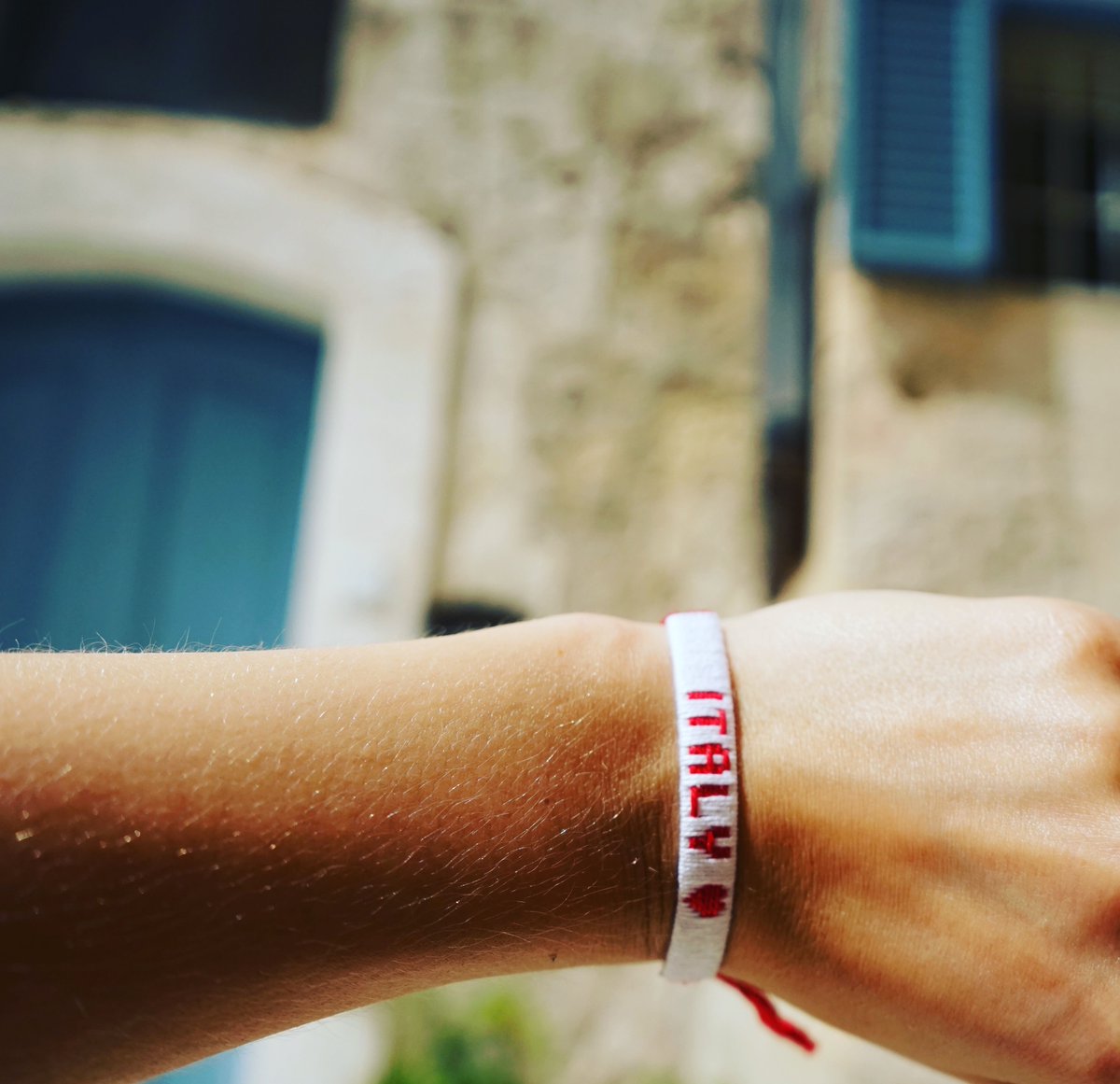 Friendly Bracelets tweet media