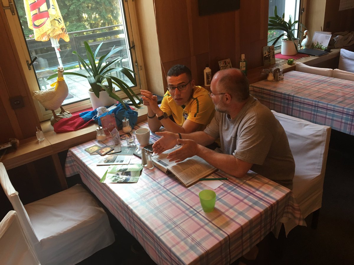 KarlDyrli's tweet photo. #CzechFriends #FellowshipCZ17 #Thankful https://t.co/wGJgkPlZbV