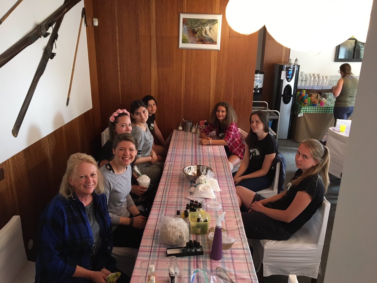 KarlDyrli's tweet photo. #CzechFriends #FellowshipCZ17 #Thankful https://t.co/wGJgkPlZbV