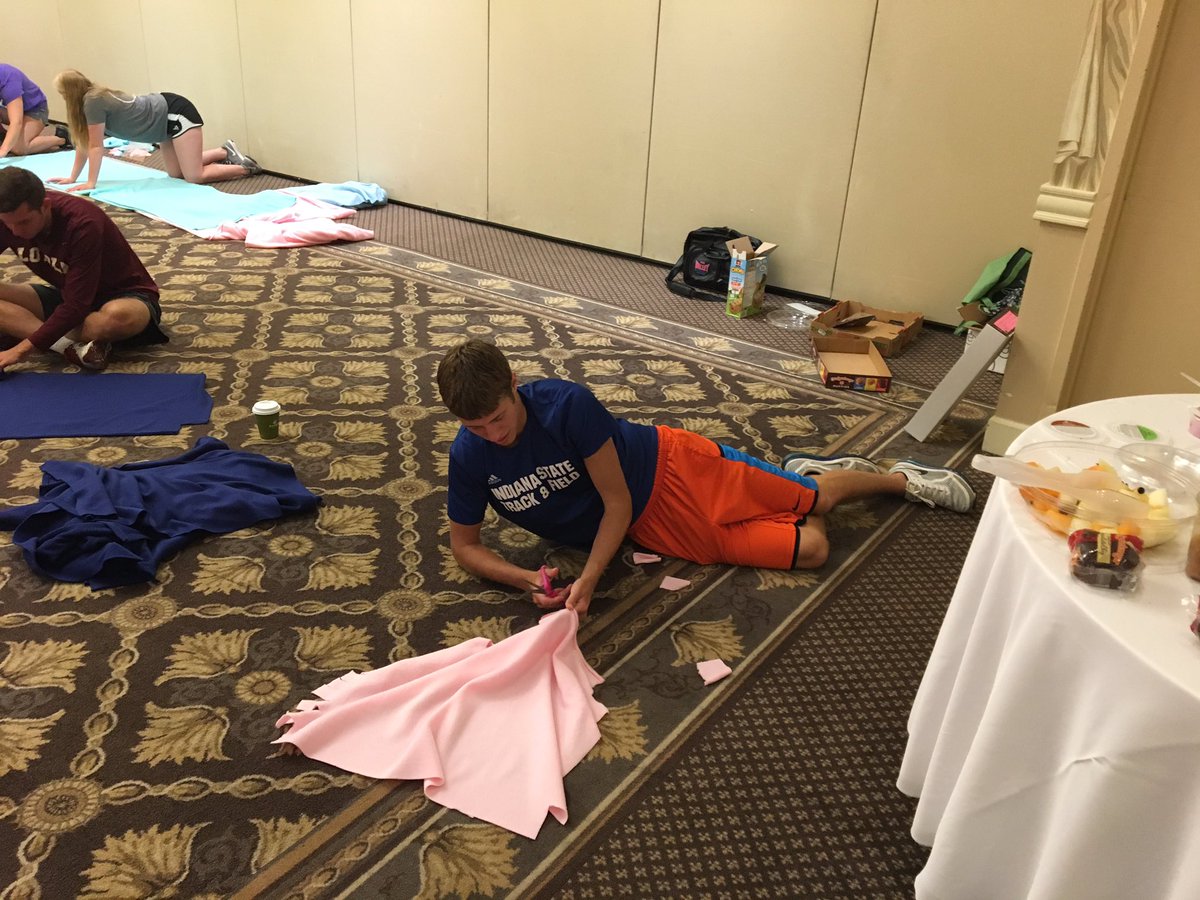 IndStSAAC's tweet photo. It's time for @MVCsaac summer meetings. @HoganLambrock and @kenzokostka are making blankets for the St. Louis Children's Hospital. https://t.co/1hePxiKKpl