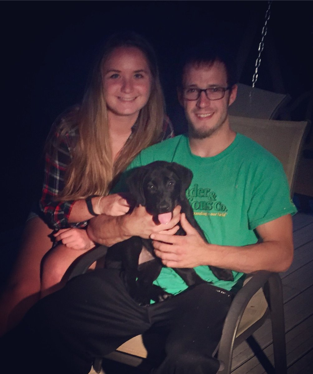 kaceyh10's tweet photo. Find yourself someone who keeps their promises, no matter how long it takes 🐶😊💕 https://t.co/LqIk5jXY0e