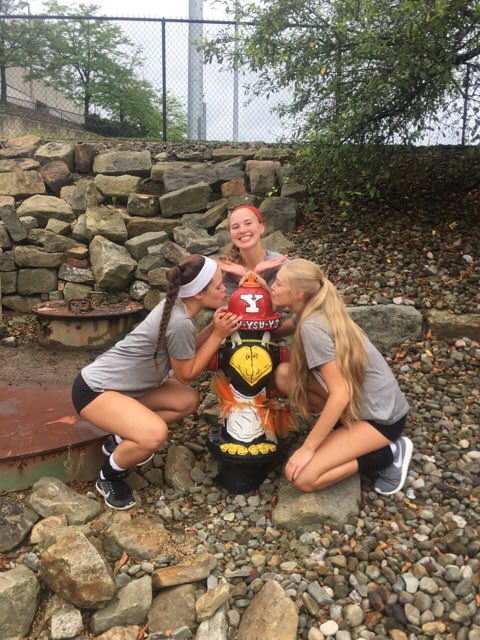 AlainaKempf's tweet photo. chillin with the penguins π #ysuvbtc2 @YSUVolleyball https://t.co/t6RAc30oJq