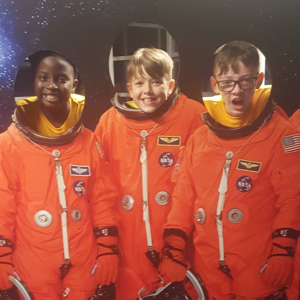 jlholahan's tweet photo. Ready to launch! #493trooptrek https://t.co/Bo5xaccbHG https://t.co/6r8qBqylEY