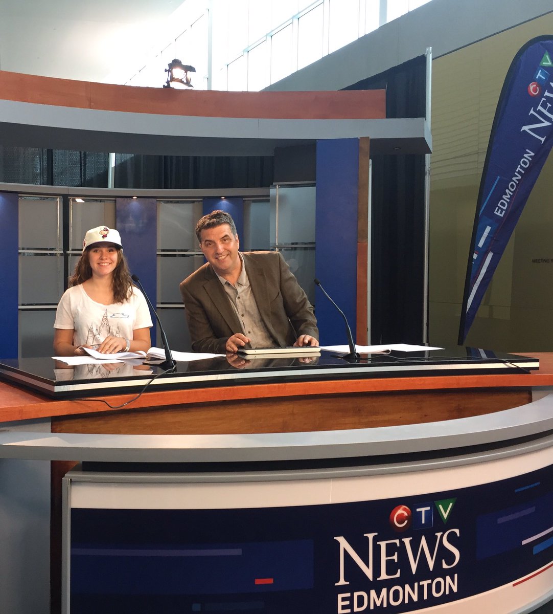 amandapapa's tweet photo. @ctvedmonton @GrahamNeilCTV thanks for all the #laughs ! Great #fun trying #soyouwanttobeananchor @KDaysyeg #yeg #Kdays2017 my girl loved it https://t.co/QmQGZlmESE