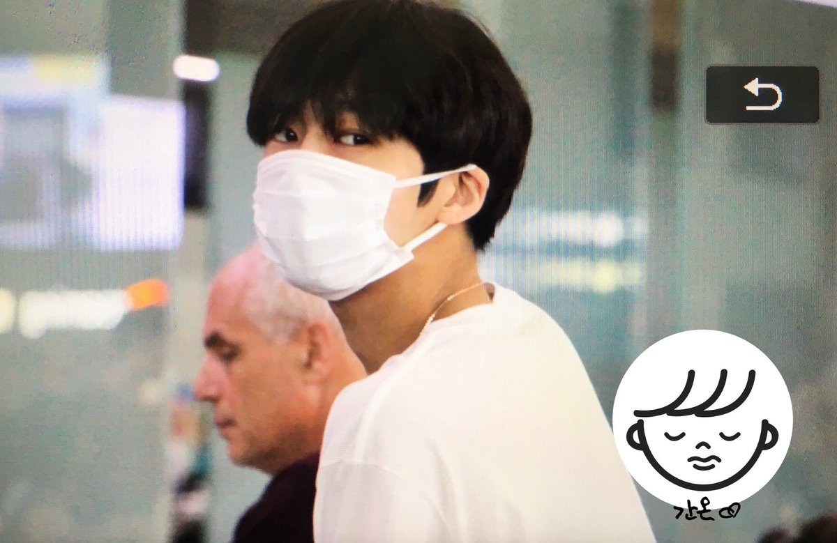 busanlust's tweet photo. #WelcomeBackHyungWon
i love u so much i missed u, just want to know that u mean the whole world to me..💌 https://t.co/qTm6AlPRSH