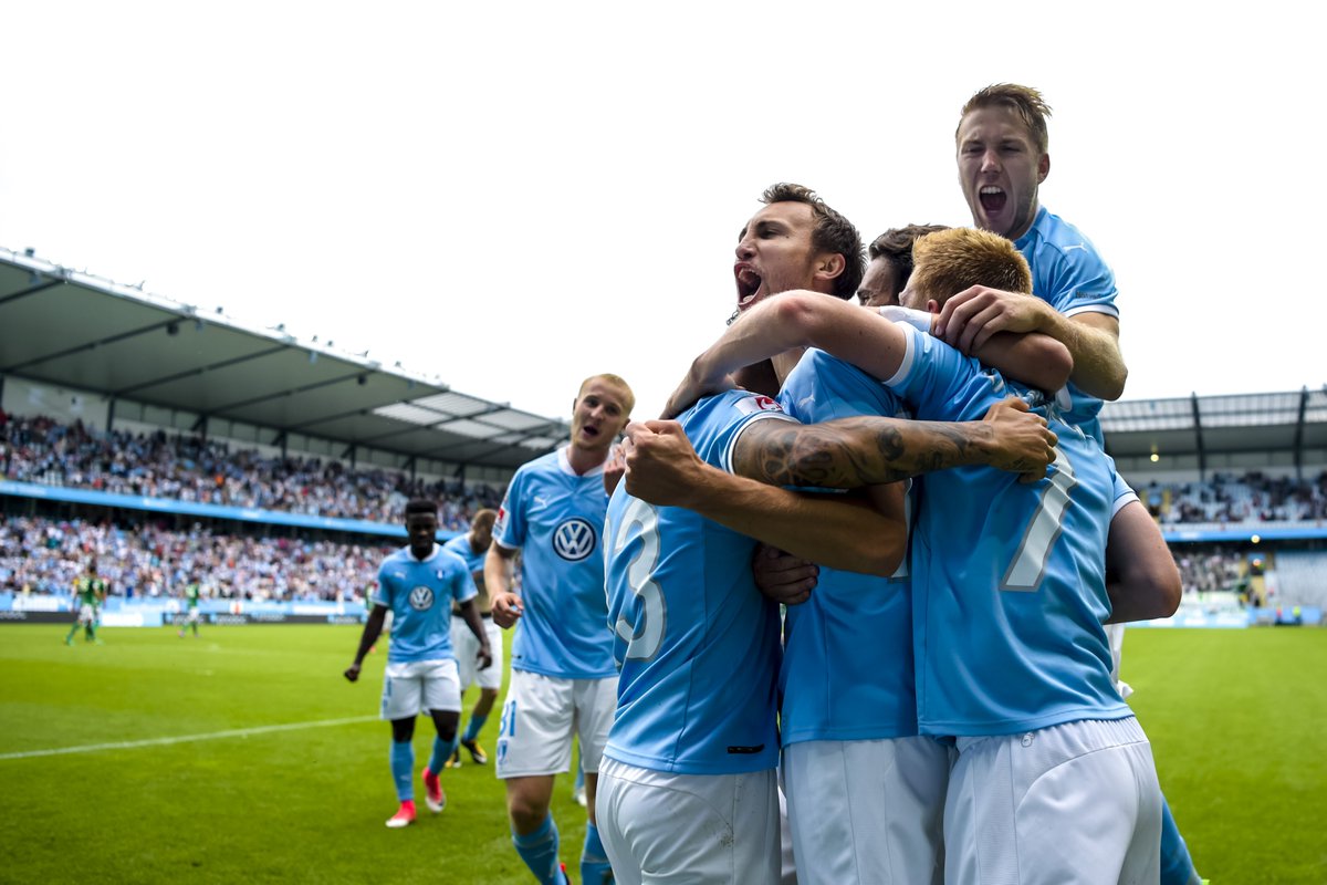 Malmo_FF's tweet photo. Matchen är slut. Vi besegrar Jönköpings Södra IF med 2-0! https://t.co/zpQfy0bwfZ