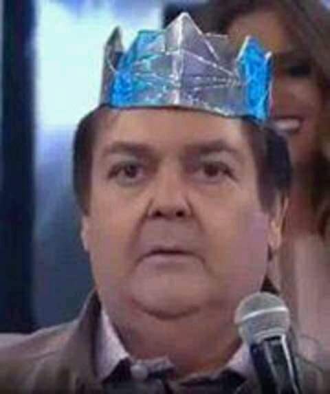 taiolabin's tweet photo. #EuSempreQuisSer ...  a verdade é que eu não quis ser nada, pra não sofrer tanto como eu sofro https://t.co/j3aKMxMc9R