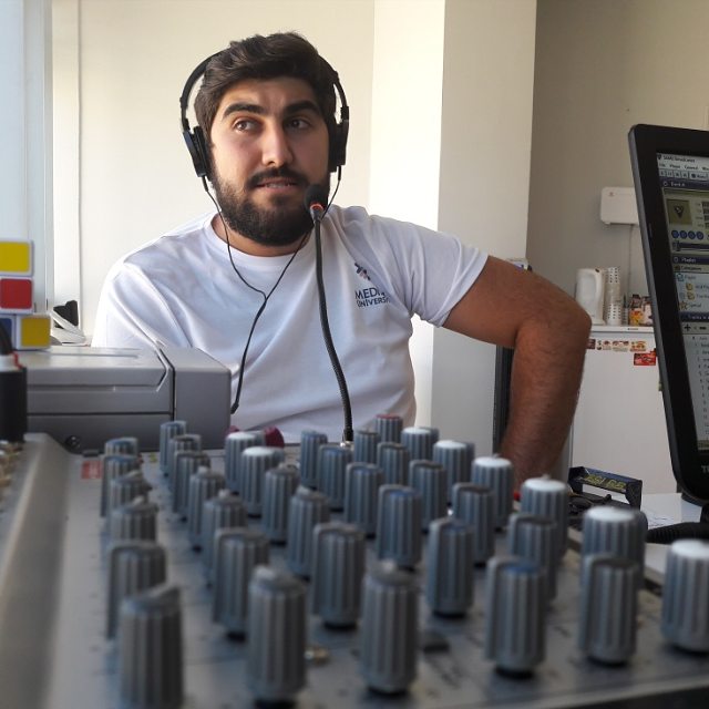 Medipol Üniversitesinden Lojistik bölümü öğrencisi Caner Çalışkan Lojistik Trend adlı proğramımızın canlı yayın konuğu oldu. #lojistik