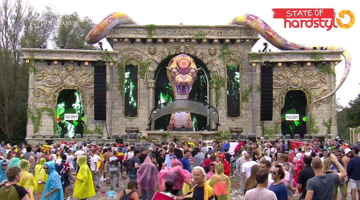 statehardstyle's tweet photo. ¡¡ It's Time for MADNESS with HARD DANCE !! Follow the Livestream in https://t.co/UAlDdjmxnr 😈🎶🔥 
CHANNEL 4  | #TOMORROWLAND #QDANCE https://t.co/HJIi1OnR6d