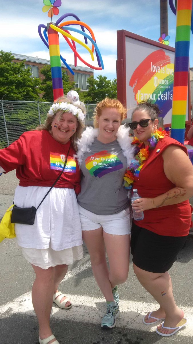 tammy_heather's tweet photo. #halifaxpride #uniforpride https://t.co/zYUcMB2KTp