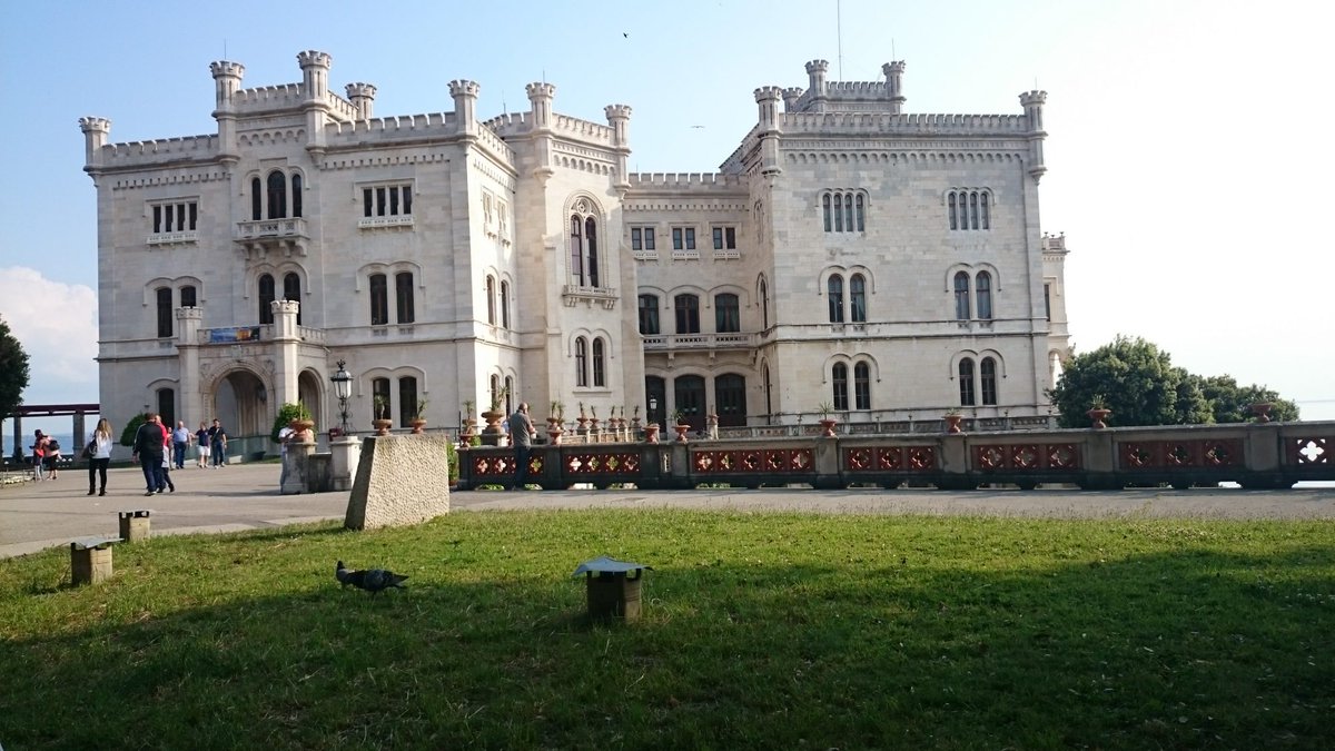 Oggi ti porto a scoprire il Friuli Venezia Giulia su <a href="/dersutcaffe/">Dersut Caffè</a> 
dersutmagazine.it/turismo/4-itin…