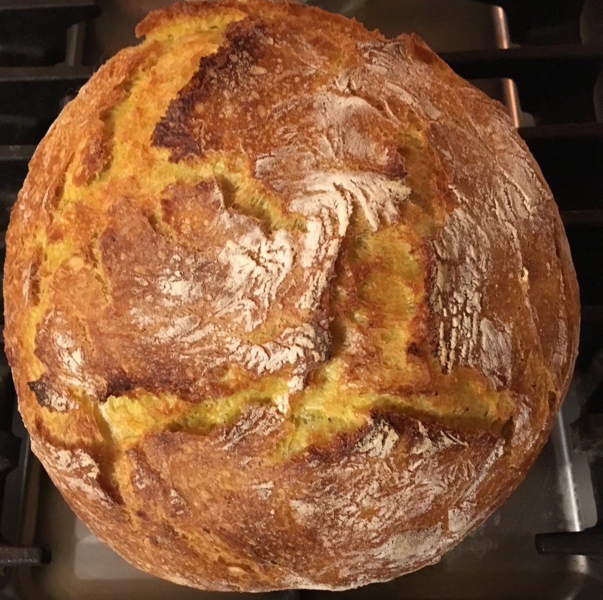 claudia_stauber's tweet photo. Baking bread is actually a revolutionary act! #food #Foodie #nonGMO #revolution #StepOutsideTheSystem #love
Recipe: https://t.co/Hozn7tHodF https://t.co/vvrkWpm5XI