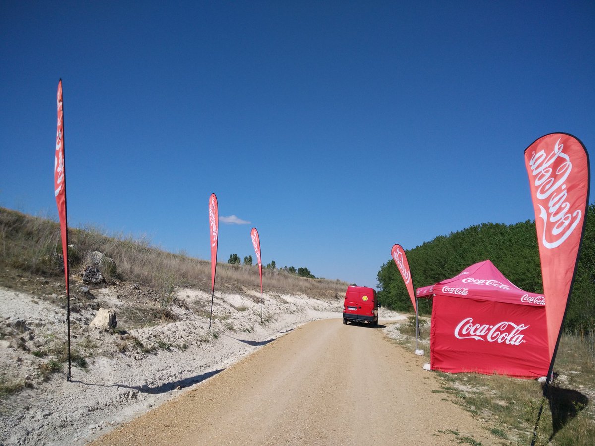 Ahora en el camino a castrovita,  taller de reforestacion,  ¡para todas las edades!
