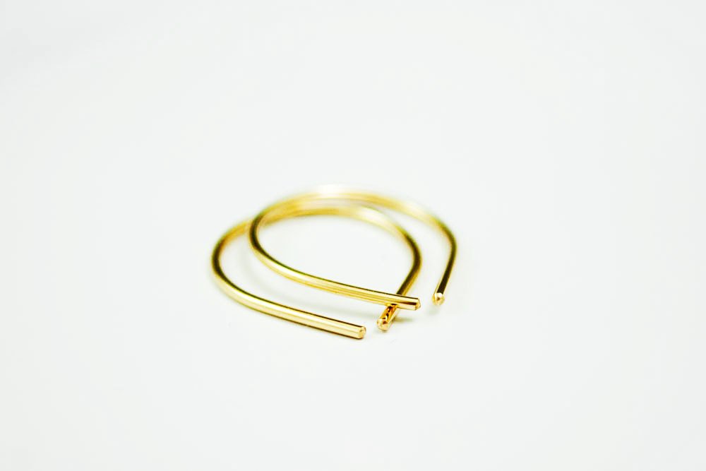 v2designworks's tweet photo. Recycled Gold Earring, 14k Gold Hoop Earrings, Simple Jewel… https://t.co/QTXQzk27A0 #escapeaverage #EverydayEarring https://t.co/UbG2CCEWfb