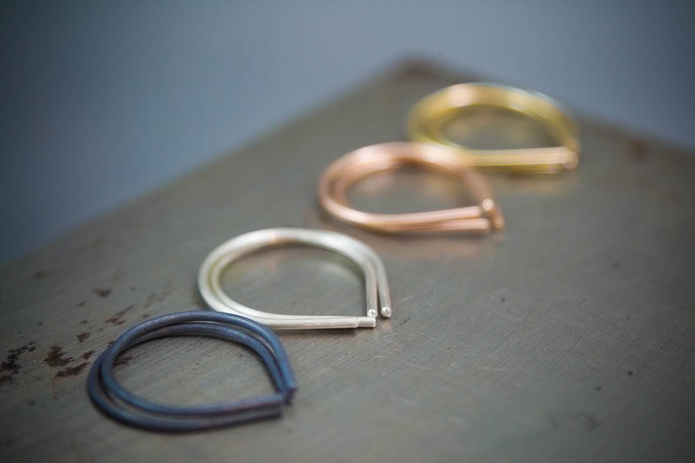 v2designworks's tweet photo. Recycled Gold Earring, 14k Gold Hoop Earrings, Simple Jewel… https://t.co/QTXQzk27A0 #escapeaverage #EverydayEarring https://t.co/UbG2CCEWfb