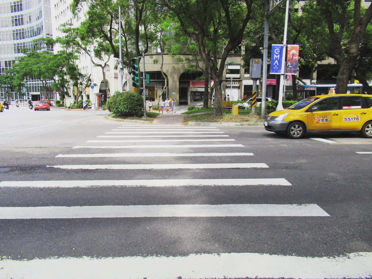 On the way to Taipei 101
#travel #travelphotography #aroundtheworld #beautifuldestinations #traveler #picoftheday #Tweetoftheday #travelblog