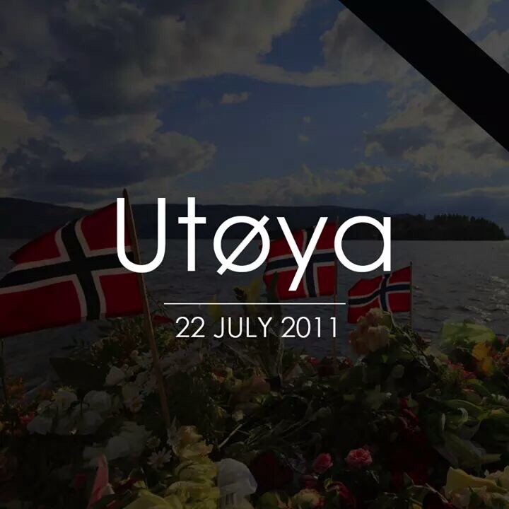 Hoy recordamos aquel terrible día,donde el odio se hizo carne y asesinó a tantos jóvenes militantes socialistas. Siempre,en nuestro recuerdo