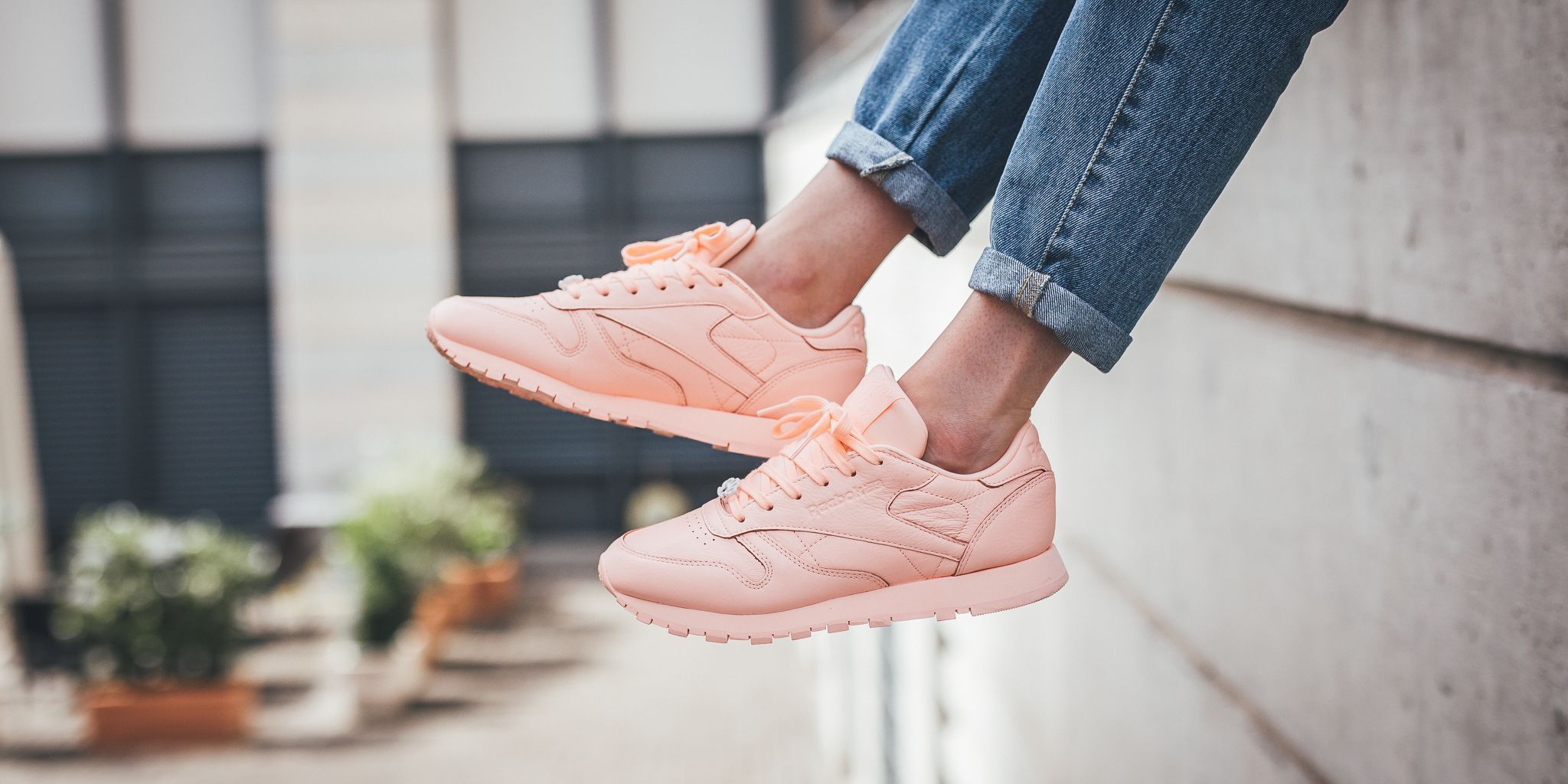 Reebok classic deals peach