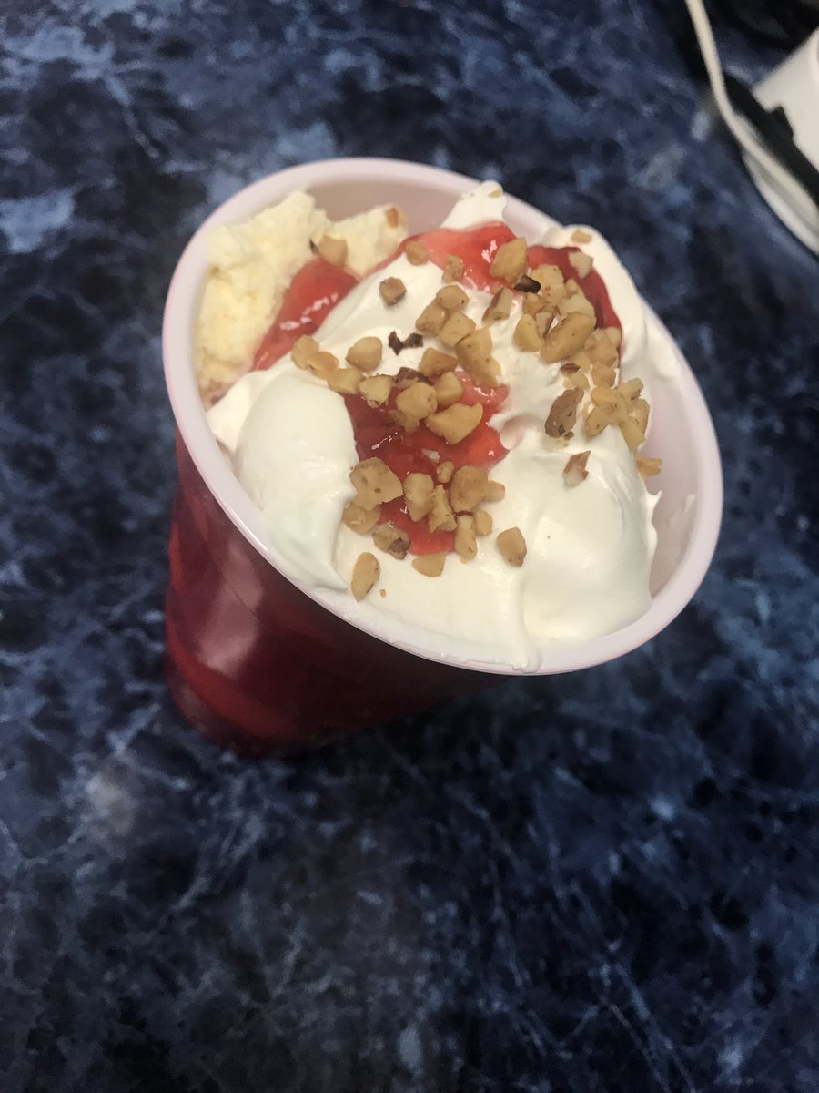 Matt__Rash's tweet photo. #KeepItCoolNER #PennAve EDITION.. I like mine with vanilla, strawberry syrup, cool whip & nutsβΌοΈπ¦ππ₯ #TeamPOWer #OHPA #LifeatATT https://t.co/x5dkmLbHpg