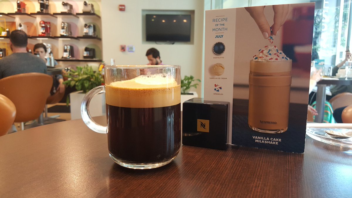 Davide4606339's tweet photo. Work hard, play hard. #teamnespresso #IMC @anna_leggeri @vanhoosear @JeffCutler https://t.co/4LxfCjIPsD