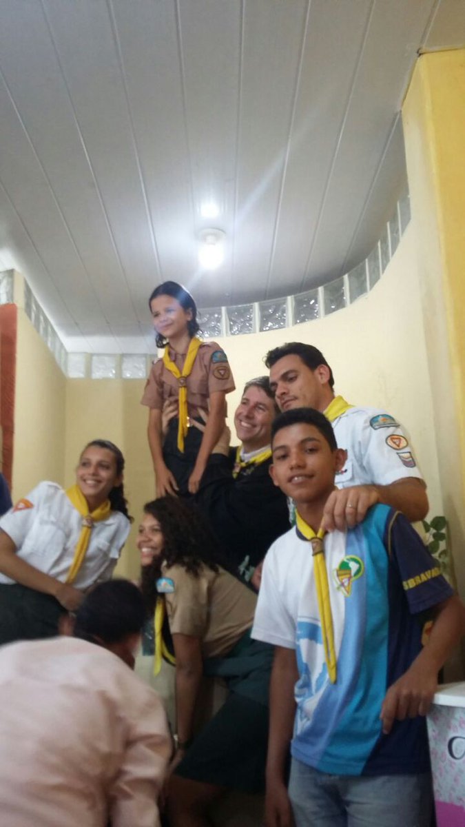 pr_marcondes's tweet photo. Assim começamos nossa semana de oração jovem. #Milagres #Transformacoes #PraFrenteePraCima #SomosUmaFamiliaQueSalva #GenteCuidandoDeGente https://t.co/eaA7jZ8HhF