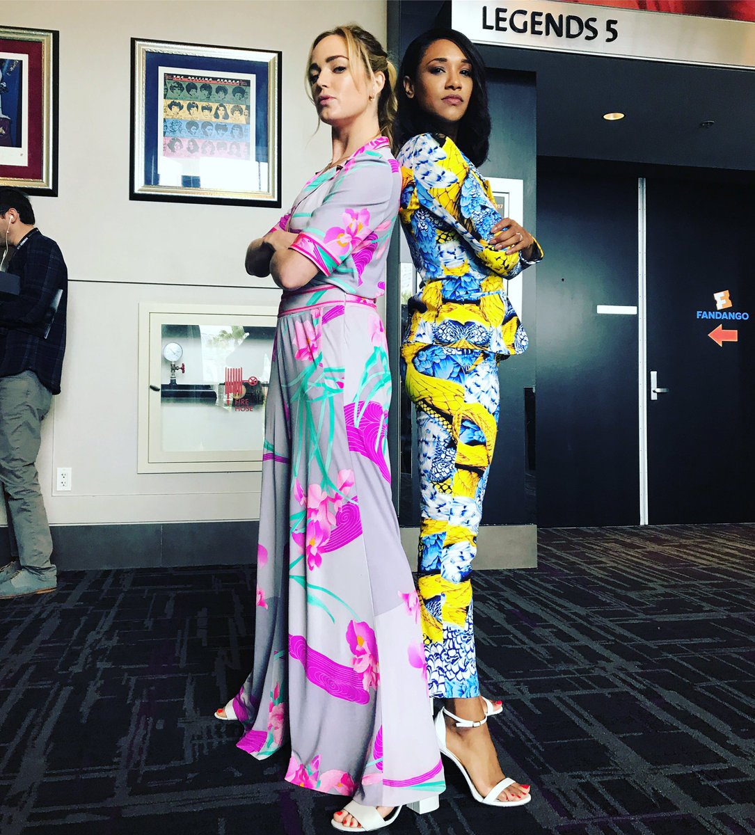 caitylotz's tweet photo. Pattern Queens #sdcc @candicekp https://t.co/bu7kAFnwVb