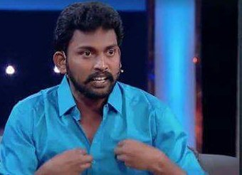Vish_Rish's tweet photo. Ippo Drama Queen nu oru voice ketuchey, antha voice than sir Jeikum.
#JulieExposed #HallucinationJulie #BiggBossTamil #VivoBiggBossTamil https://t.co/pnuknQCdTd