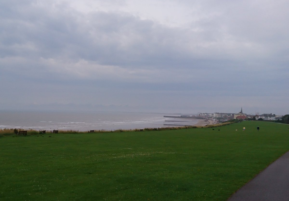 craftingseaside's tweet photo. A little overcast at the #seaside today https://t.co/YR7c9KxfrF