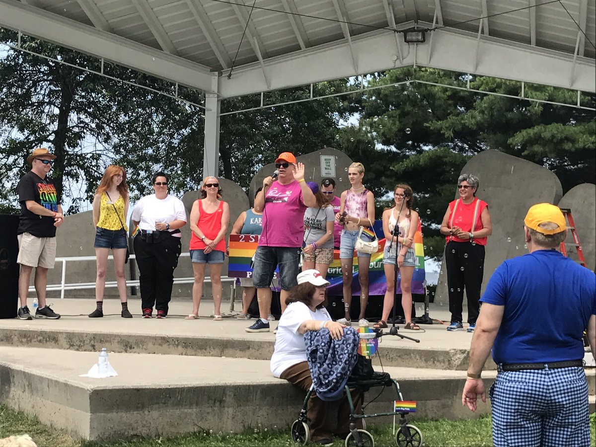 1063jetfm's tweet photo. The Pride  BBQis the place to be! Down at the waterfront! Now until 4. Also have freezies courtesy of @KiskoFreezies #summerfunrunner! https://t.co/ZU1Mm62KkK