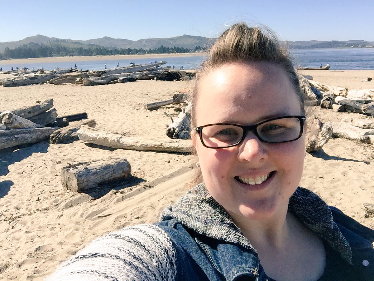 ArtTeacherTech's tweet photo. I love coming back to visit my home town nothing is quite as beautiful as the Oregon Coast! https://t.co/4xio6S0MrD