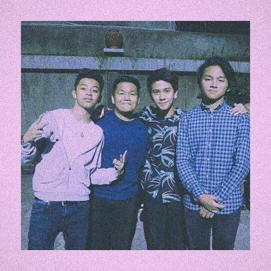 GltaTiarma's tweet photo. YAYYYYYYYYY PUNCAKKKKKKKKKKKKKKKKK @AlvaroMaldini1 @TeukuRyz @iqbaale GUE GAK BISA BIKIN WISH YG BAGUS https://t.co/Ueg9iw4Uni