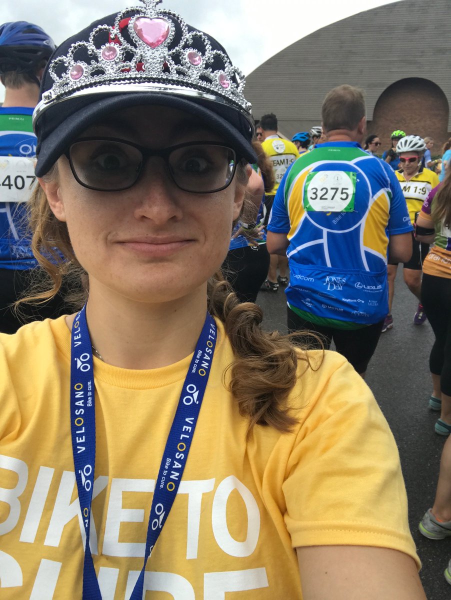 Taliatweets's tweet photo. Just hydrated 1000+ riders!!!  #velosano @bikeVeloSano https://t.co/vxLXU8giQA