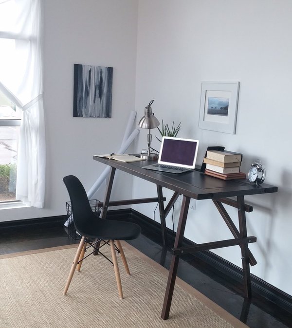 PureColorInc's tweet image. A #custommadedesk stained with PureColor wood stain. So happy with the final look! #woodstain #diy #ecofriendly #purecolor #purecolorinc
