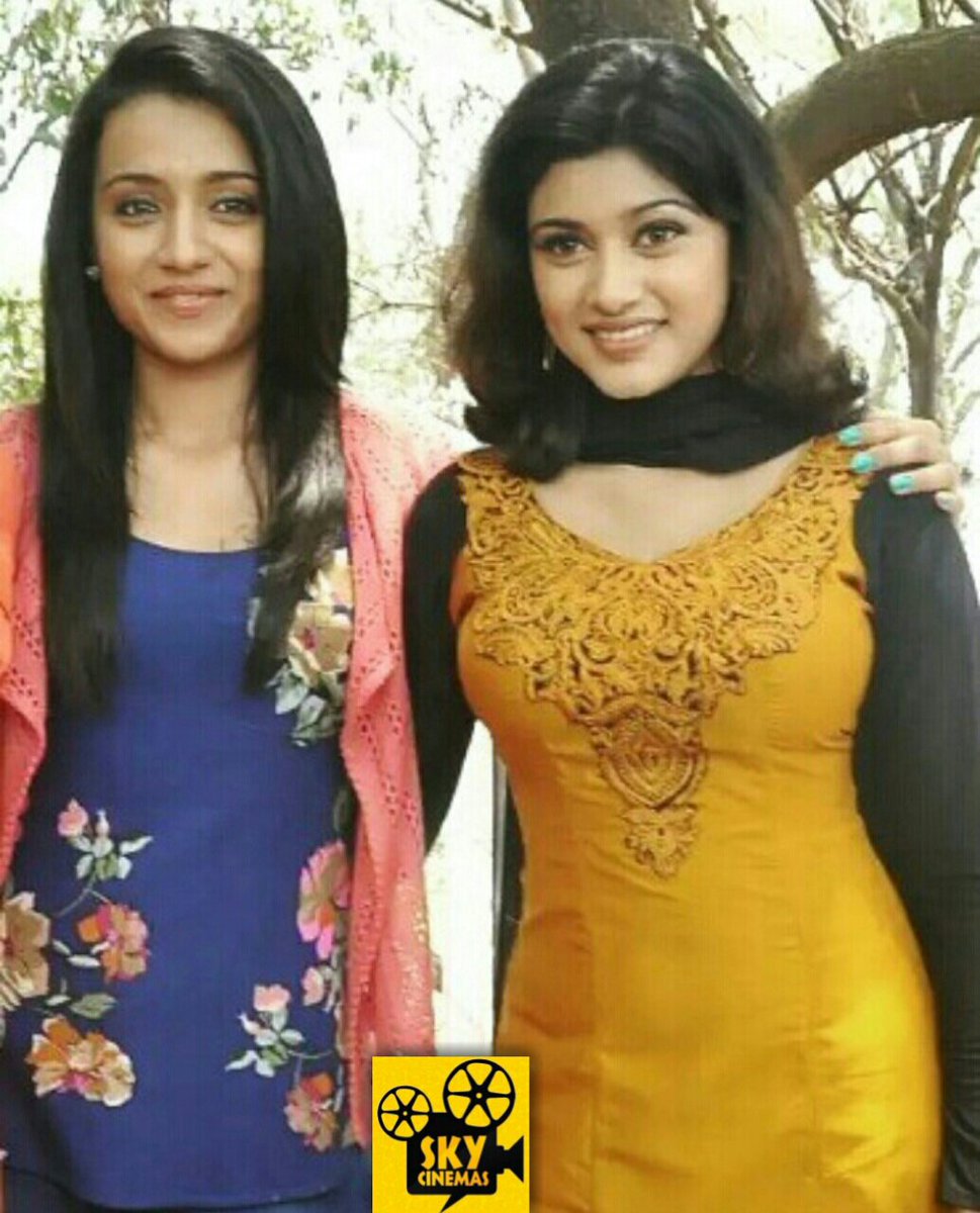 skycinemas's tweet photo. Once #Oviya said -"Trisha is my role model and favorite actress"  Proud moment for every Trisha fans 💜😊

@trishtrashers @OviyaaSweetz #Oviya https://t.co/mwtKieRCD5