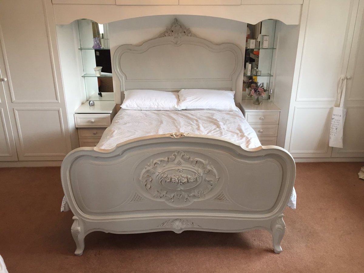 Official_DAP's tweet photo. Stunning antique rococo bed. Painted in @FarrowandBall pavilion grey. #frenchfurniture #farrowandball #antique #french #furniture #painted https://t.co/UGyYXnkncY