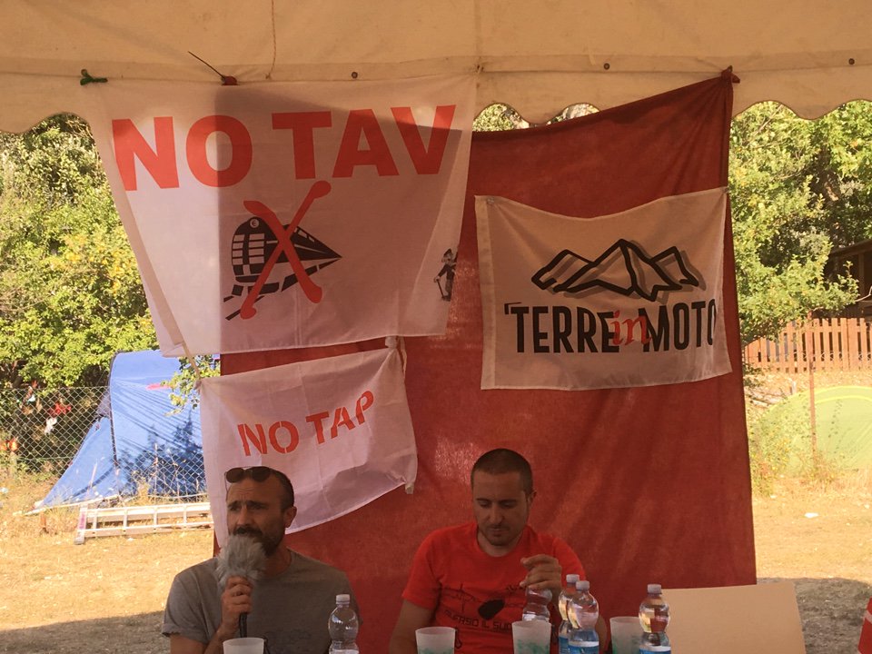 terreinmotomarc's tweet photo. Dal cratere che resiste a tutti i territori in lotta per la messa in comune del potenziale di opposizione sociale #TerreInMotoFestival https://t.co/zUy7aAA8sI