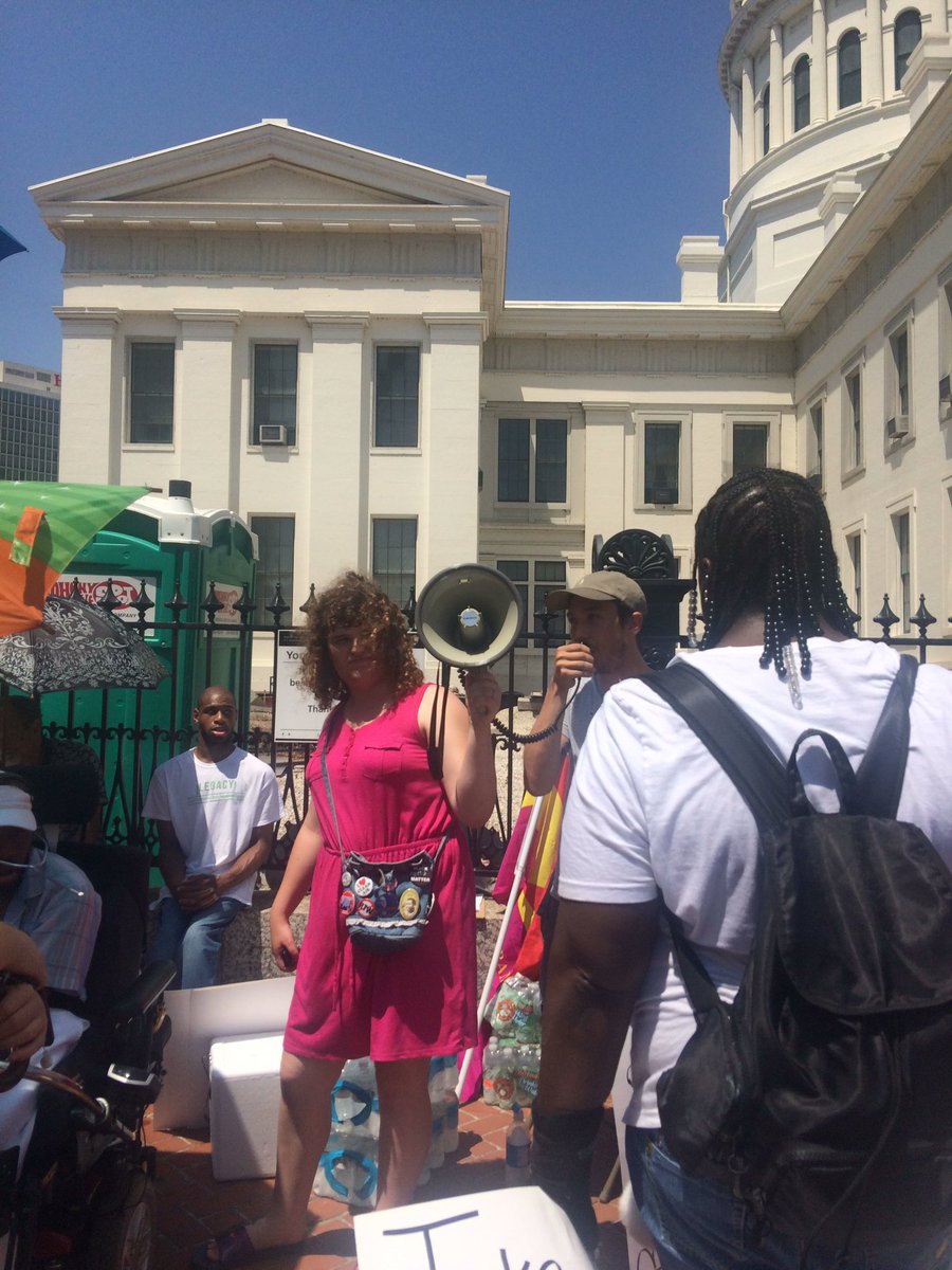 CTImissouri's tweet photo. 8,000 people have received service cuts. #HBC3 must be vetoed. Put pressure on #MoLeg &amp; show your power. #MODisabilityPower https://t.co/nqyaoWtUEw