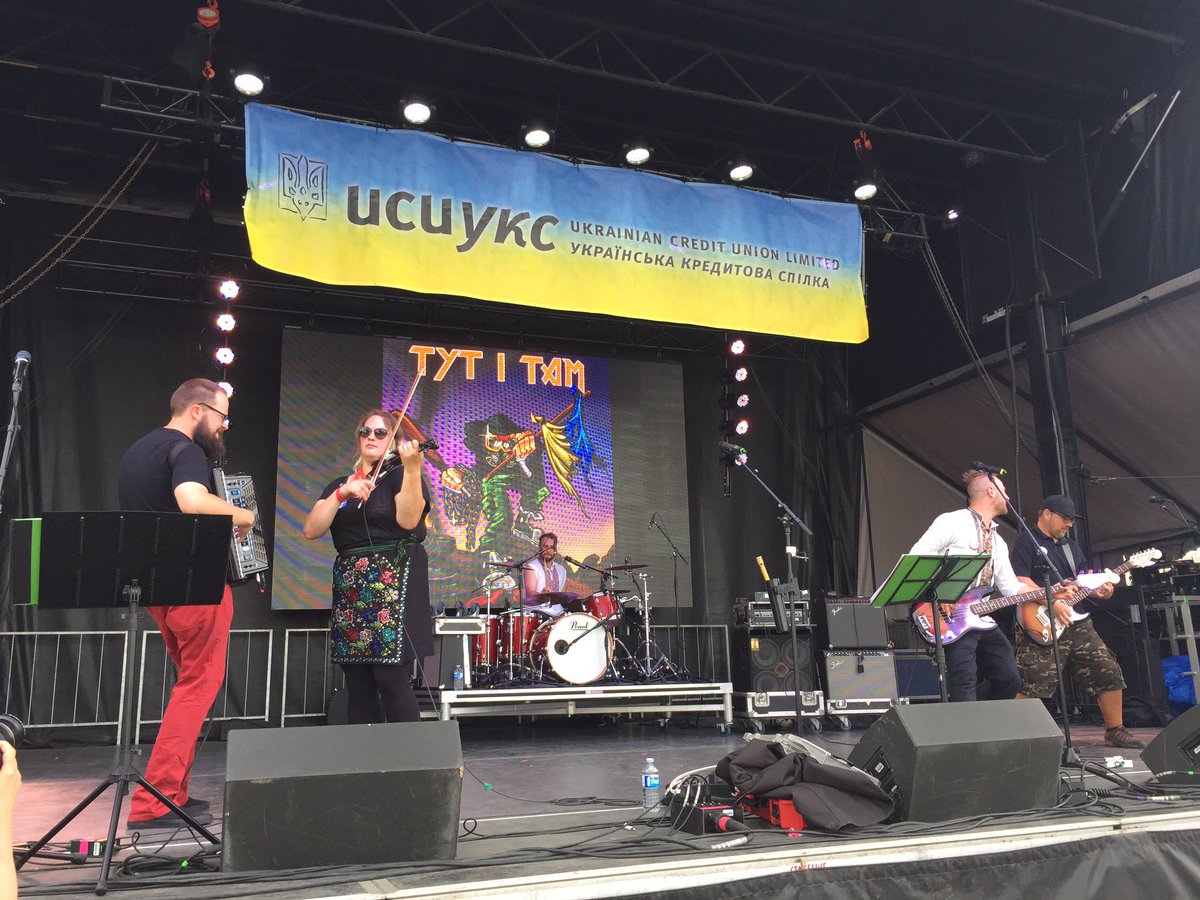 Tyt i Tam giving the crowd a taste of our Korchma tonight. Pinball, perogies, and great Ukrainian music. Another fun late night.