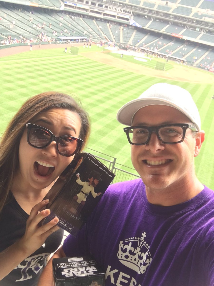 BMeadowz's tweet photo. #ilovecoorsfield https://t.co/FQYCeOM1lA