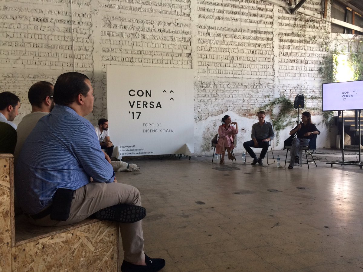 IngridGrdc's tweet photo. Vision sostenible se escucha el foro. #conversa17 #forodediseñosocial #celebracionaldiseñosocial https://t.co/NivXyIP99t