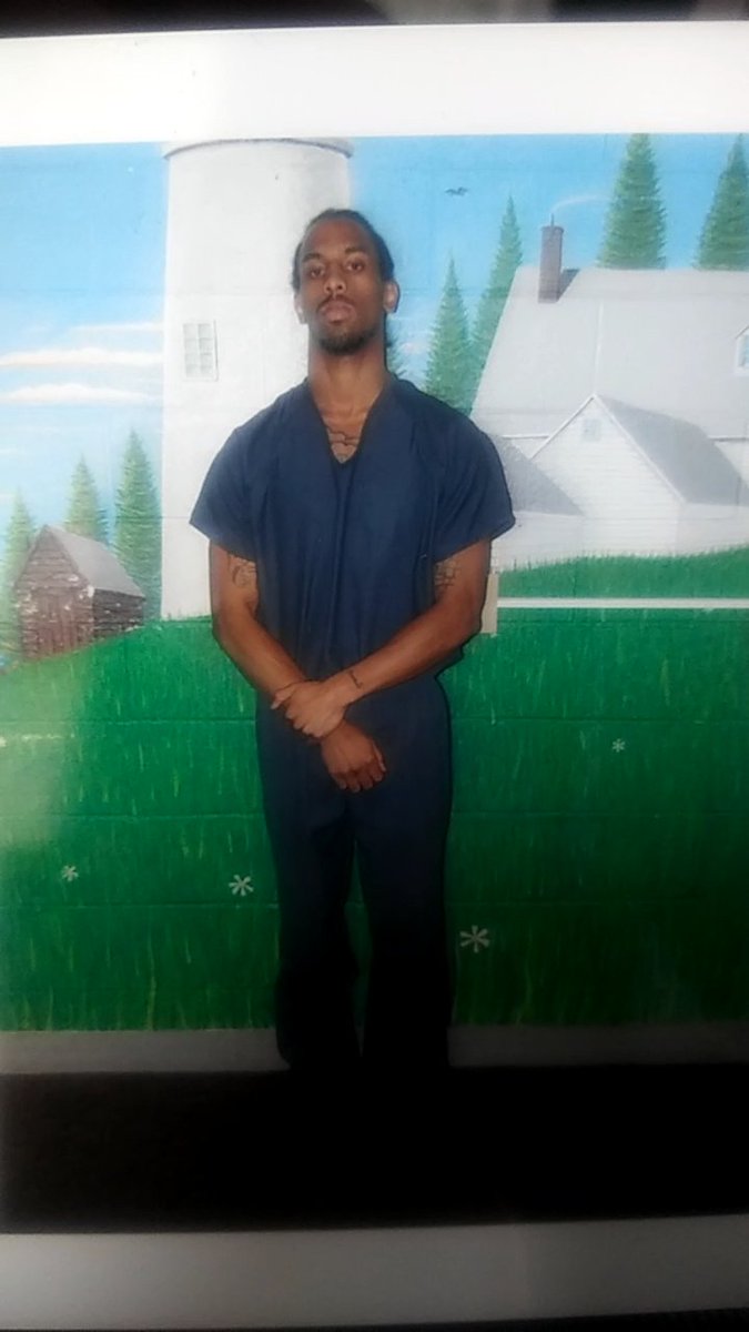 22BCKenny's tweet photo. Free bro bro 💉 #WayneeTweet https://t.co/0BVO3ObRgI
