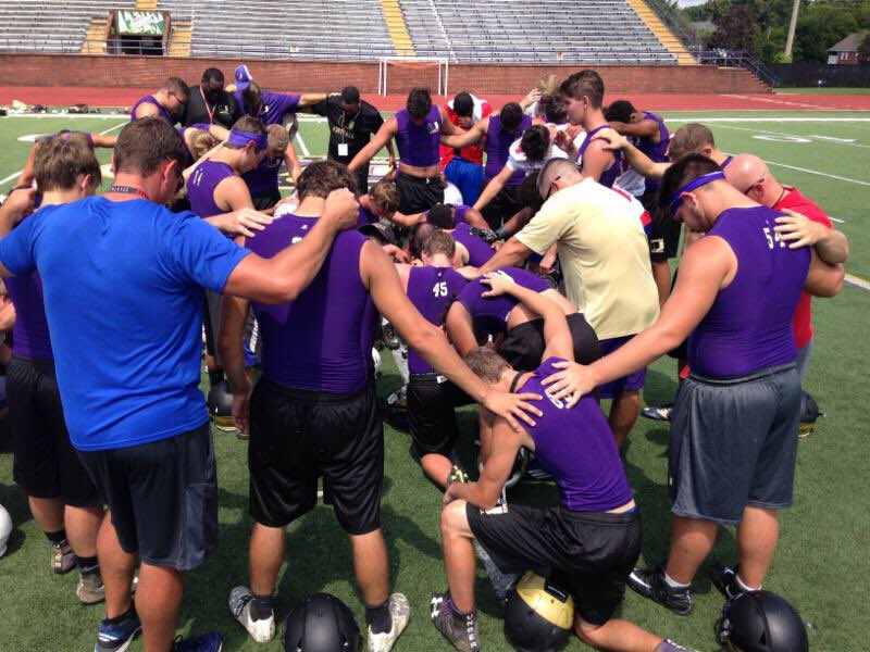 coachgrooms_U tweet picture