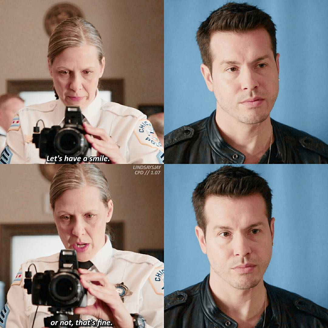 Bouchareb05's tweet photo. Me, everytime someone tries to take a picture of me but i'm not in the mood !! #OneChicago #CPD #ADawson #BadassCop #JSeda #TalentedActor ππ https://t.co/LWvble72aN
