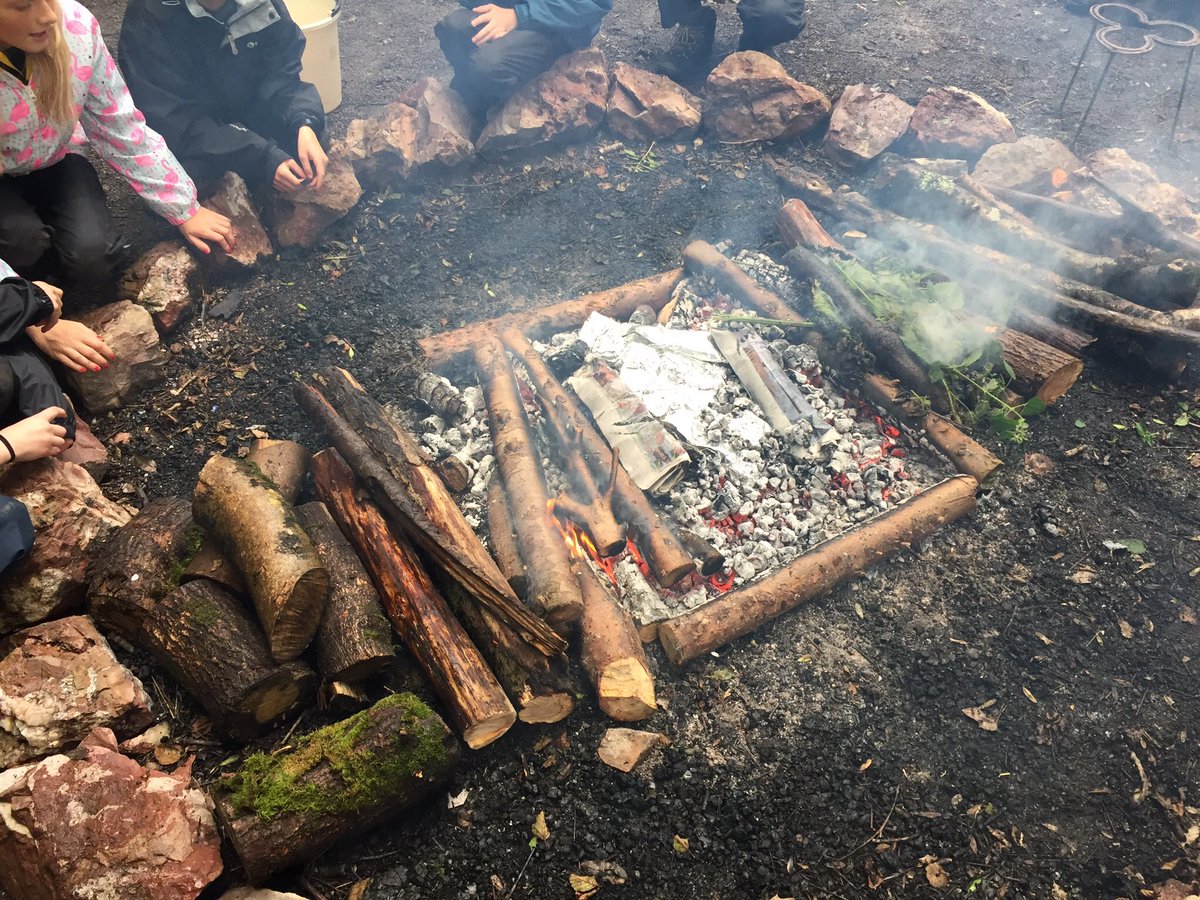 creigiauscouts's tweet photo. Backwoods mackerel ahoy! #survivalcamp #iscout https://t.co/CjtYiq3HZP