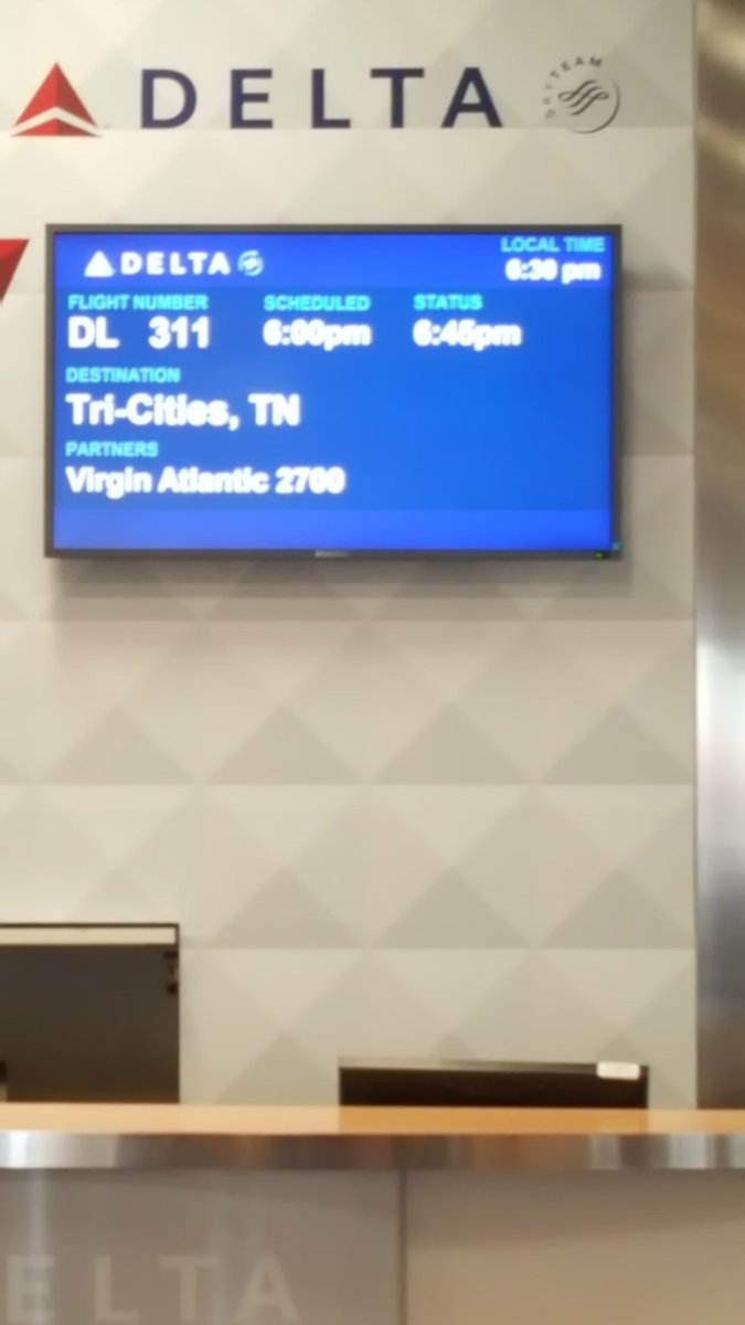 crosenst's tweet photo. A/C just got to gate at 6:30. How does an MD80 deplane and rebrd in 15 mins? Already delayed 45 mins. NN more accurate info! #DeltaAirlines https://t.co/0oCAElBAw6