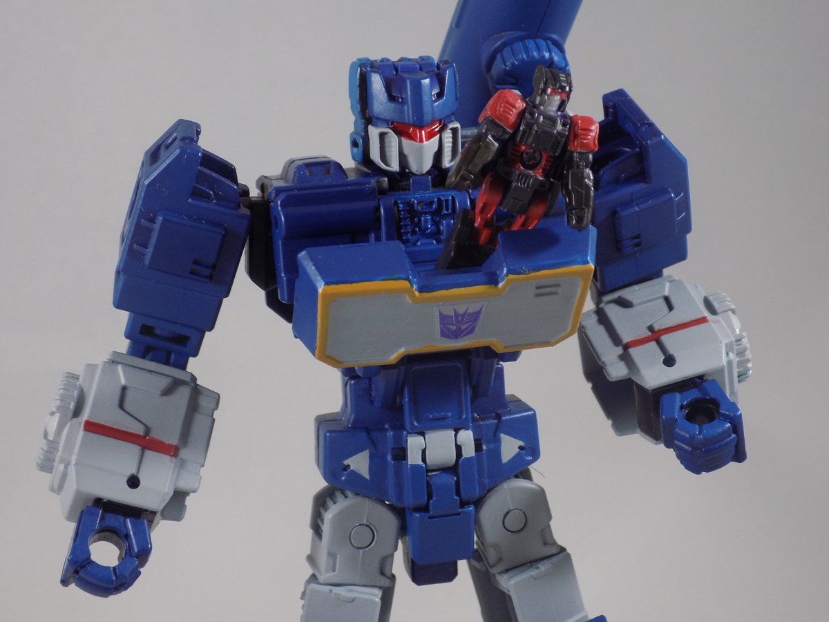 transformers titans return frenzy