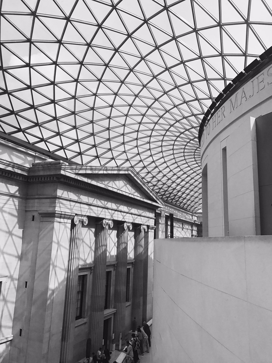 christiineGo's tweet photo. Great scones and architecture @britishmuseum https://t.co/heZV8j48Pc