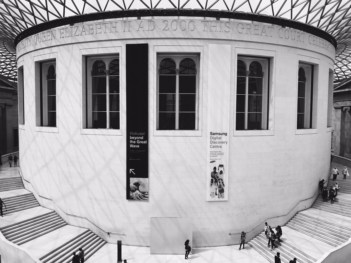 christiineGo's tweet photo. Great scones and architecture @britishmuseum https://t.co/heZV8j48Pc