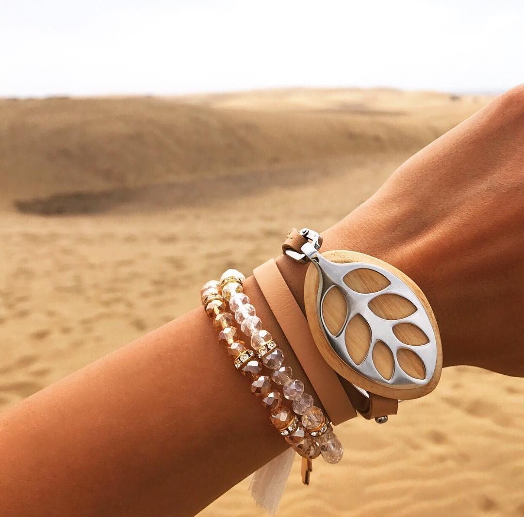 GetIVYHealth's tweet photo. When your Leaf matches your view 🙌✨🐪 Shop your #LeafNature now: https://t.co/voAG46b4Wm https://t.co/AnLzoOD51X