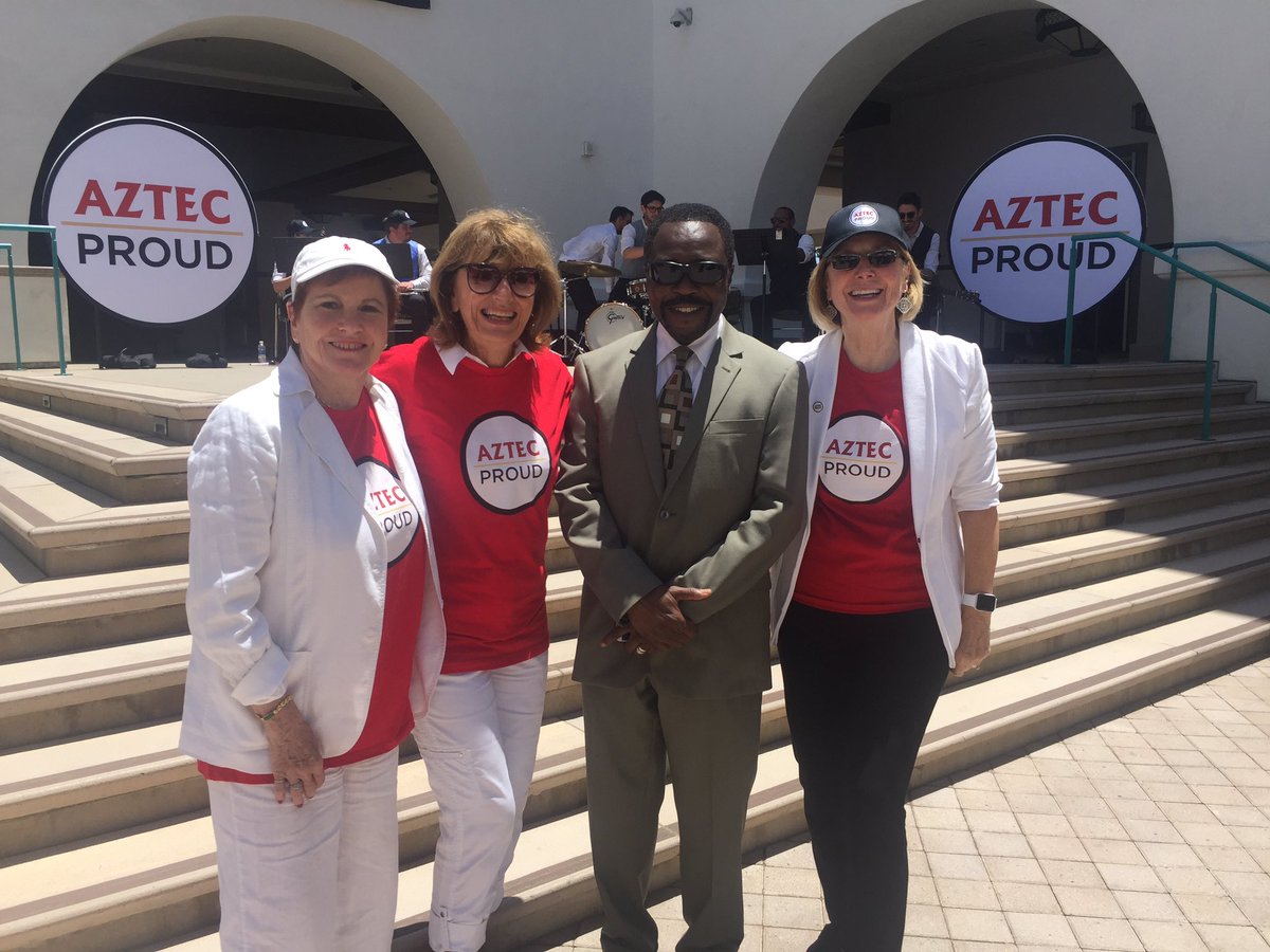 MRcarleton's tweet photo. Celebrating the final tally in Tge Campaign for SDSU: $815M👏 https://t.co/zqTY30nbma